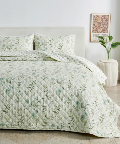 blue seashell reversible quilt set with shams