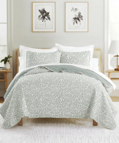 quilt set lightweight all season quilted coverlet tossed ferns