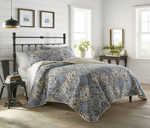 abingdon arell reversible quilt set