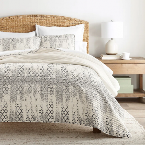 geometric shapes quilt set