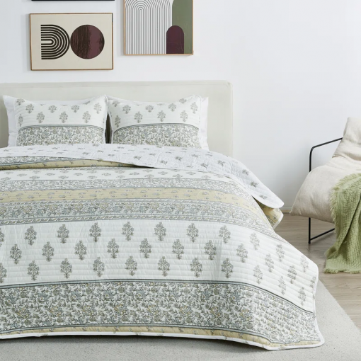 blue seashell reversible quilt set with shams