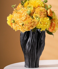 emest handmade ceramic / porcelain table vase