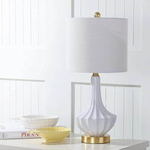 chesnut table lamp