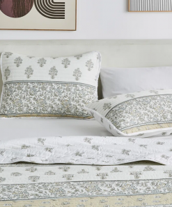 blue seashell reversible quilt set with shams