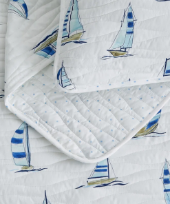 blue seashell reversible quilt set with shams