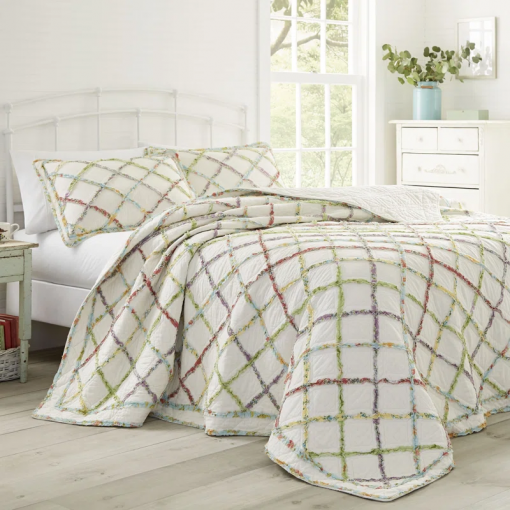 ruffle garden cotton quilt
