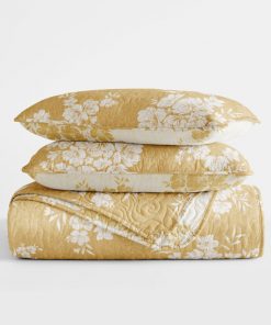 quilt set lightweight all season quilted coverlet distressed bouquet