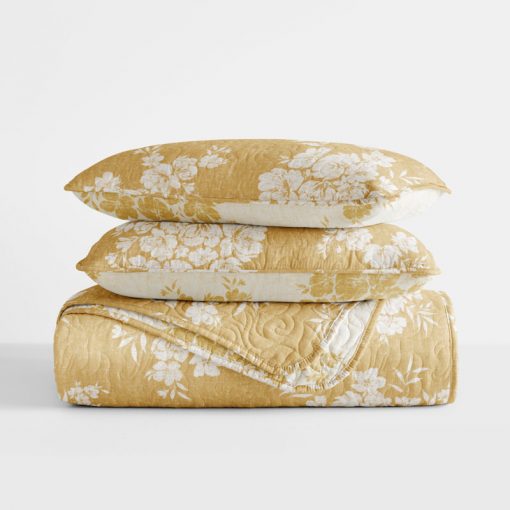 quilt set lightweight all season quilted coverlet distressed bouquet