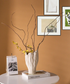 emest handmade ceramic / porcelain table vase