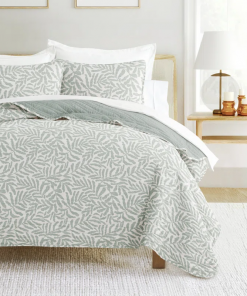 quilt set lightweight all season quilted coverlet tossed ferns